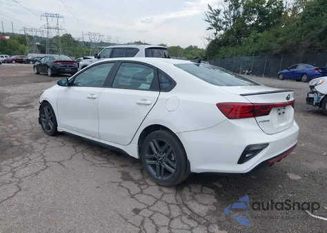 2021 Kia Forte Gt-Line z USA, uszkodzony, nr VIN 3KPF34AD4ME405107
